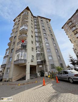 Barbaros Mah. 3+1 Kiralık Daire -merkezi Konumda Geniş Ferah