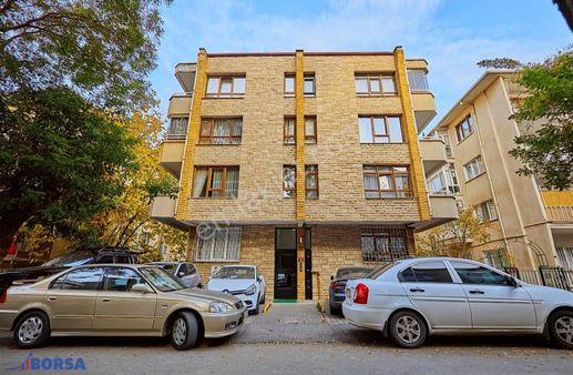 Bahçelievler'de Prestijli Lokasyonda 3.5+1 Ferah,manzaralı Daire