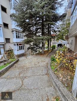 Karabük 100.yılda Kiralık Eşyalı 3+1 Daire