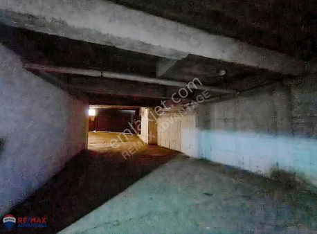 Remax Advantage Hacıseyfettin Mh De Merkezi Lokasyon 3+1 Daire