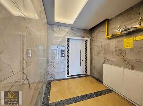 Yeni Hayat Gayrimenkul'den Bulvara Cephe Satılık Sıfır 3+1