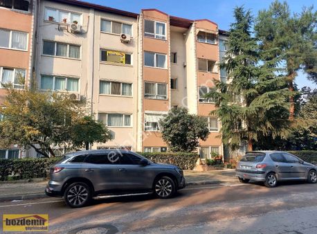 Bozdemir'den Yahyakaptanda B Bloklarda İçi Yapılı 2+1 Kiralık