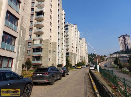 Bozdemir'den Akçakent 2 De Satılık Arakat 2+1 Daire