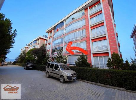 Vezirev Emlak'tan Vadi Park Sitesinde Süper 3+1 Arakat Daire