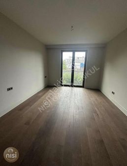 Litus İstanbul Satılık Şerefiyeli Büyük Bahçe Katı 3,5+1