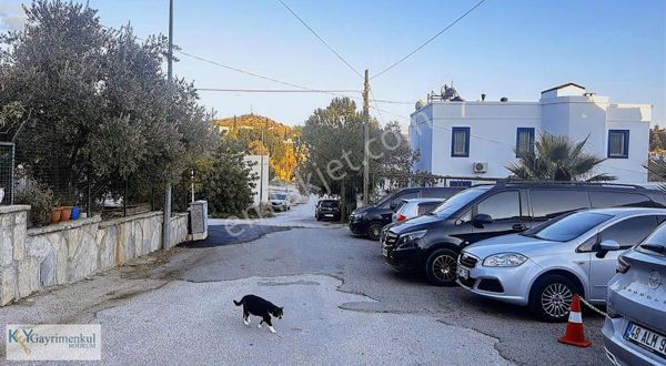 Bodrum Eskiçeşme Ferah Ve Temiz Satılık 1+1