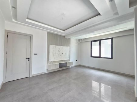 Denizli Şemikler De 3+1 Cadde Üzeri Lüks İşçilikte Satılık Fırsat Daireler