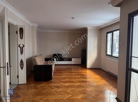 Karşıyaka Sahil Yakını Tuna Mahallesi 3+1 Bahçeli Satılık Daire