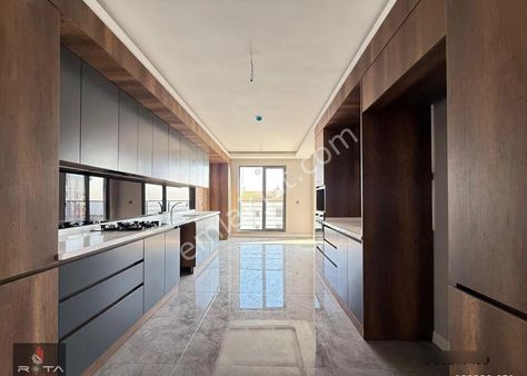 Eksiksiz Yapısıyla 8.katta 3+1 165m2 Sıfır,süperlüx Site Dairesi