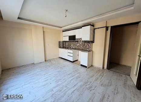 Ersoy'dan 50.yıl Mh. 2+1 Açık Mutfak Asansörlü Ara Kat Daire