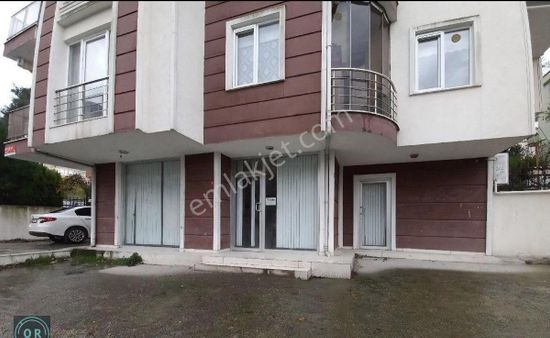 Büyükçekmece Atatürk Mah. 60 M2 Satılık Boş Dükkan