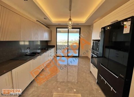 Repa Gayrimenkul Furkan Özer'den Yamaçtepede Sıfır Sitede 4.5+1