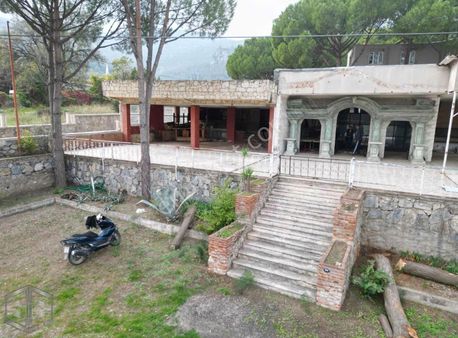 İzmir Selçuk Acarlar Mah Kurumsal Kiralık Ticari Alan