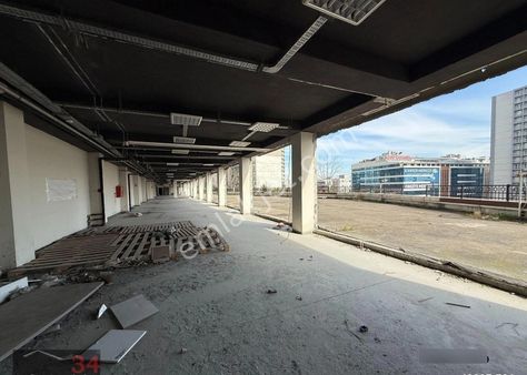 İnnovia 3 Göbekte Cadde Cepheli 3 Katlı Bahçeli Ve Teraslı Bina