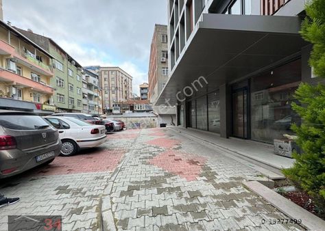 Elexia Levent 'te Prestijli Konumda Kanyona 400m Kiralık Dükkan