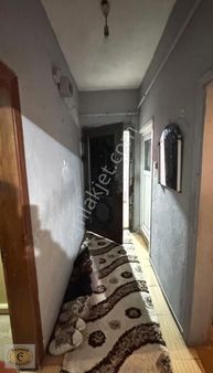 Sultanbeyli Turgut Reis Mahallesinde Satılık 2+1 Daire