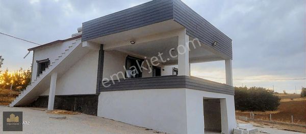 Paşa Emlak'dan Sütlücede Satılık Mustakil Ev