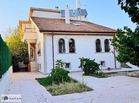 Erenköy'de Kreş, Ofis, Ve Ticari Kullanıma Uygun Satılık Villa