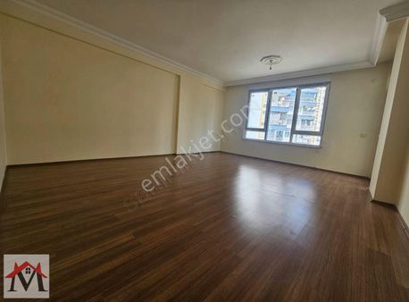 Yenigünde Site İçerisinde 3+1 150m2 Daire