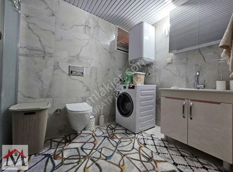 Konukseverde Cadde Üstünde 3+1