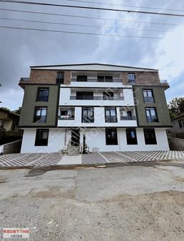 Fırsat Satılık İzmit Şirintepe Mah 2+1 Lüks Ara Kat Daire