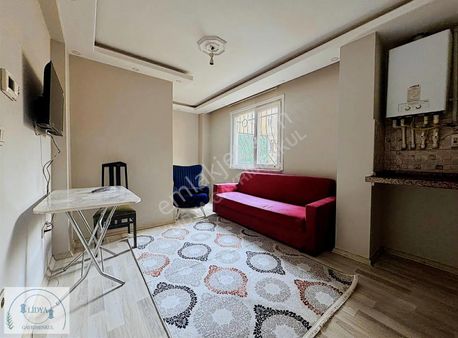 Kayışdağı Mh. Merkezde Eşyalı Temiz Öğrenci-kurumsala 1+1