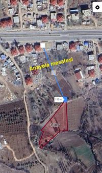 Hakev'den Burunçayır Köyünde 2200 Metre Tarla Satılıktır