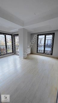 Benna Evleri Arakat Balkon Akıllı Ev Sistemi Otopark Asansör