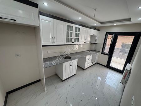 Manisa Yunusemre Tevfikiye Mah. Sıfır Ruhsatlar Alınmış 2+1 Arakat