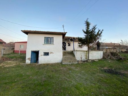 Newcıty Emlaktan Kavaklıda 1.320 M2 Arsalı 2 Adet Bahçeli Ev