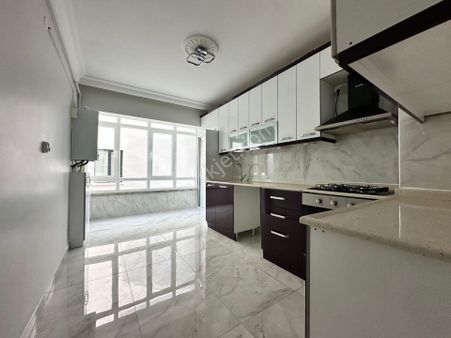 Pursaklar Mehmet Zengin Emlak'tan Hastane Yakını, Full Yapılı, Masrafsız 3+1