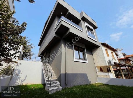 Özdere'de Denize 400 M Mesafe'de Nezih Bölgede Villa (demircan)