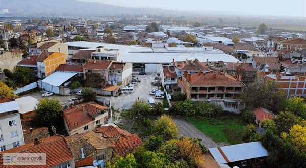 Emre Çevik'den Yenişehir Merkez Çarşı İçi Dükkan 164m2