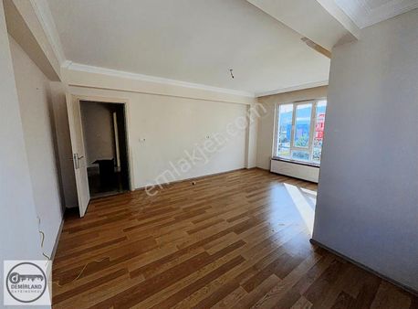 Demirland'dan Sporkent'te Kiralık 3+1 125 M² Geniş Daire