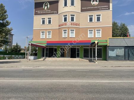 İdenova'dan Panayırda Zemin'de 420m² Kiralık Dükkan