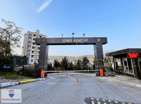 İzmit Kent Konut 3. Etap Kiralık Ferah 2+1 Arakat Daire