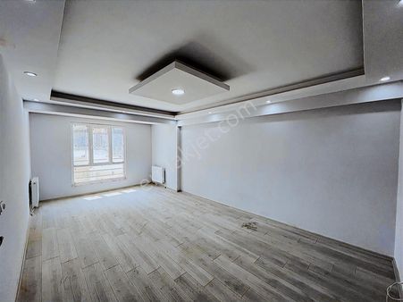 Akdoğanlardan İstasyon Mahallesinde Site İçinde Satılık Lüx2+1