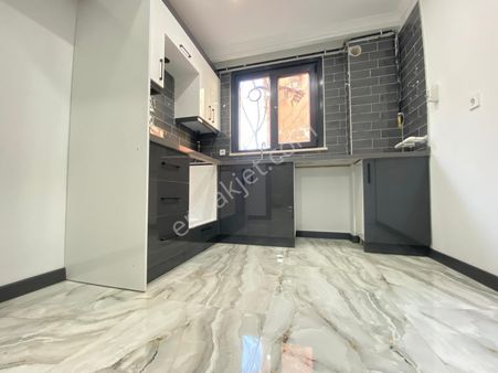 Focustan Metro'ya Yakın,sıfır,çift Wc'li,balkonlu,bahçe Dubleksi