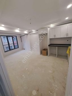 Toprak İnşaat...tramvaya Sıfır Noktada 1.kat'ta 2+1 Yeni Yapı!!!