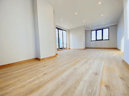 Focustan Metroya Yakın-k.otoparklı-iskanlı-ultrageniş Modern 4+2