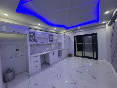 Yenişehirde Hastane Yolunda Sıfır Lüks 3+1 Yol Cephe Kapalı Balkon Akıllı Kilit Daire Girişli