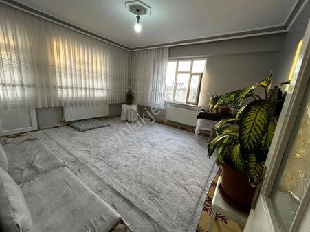 Four Land Gayrimenkul Farkıyla 3+1 Satılık Daire