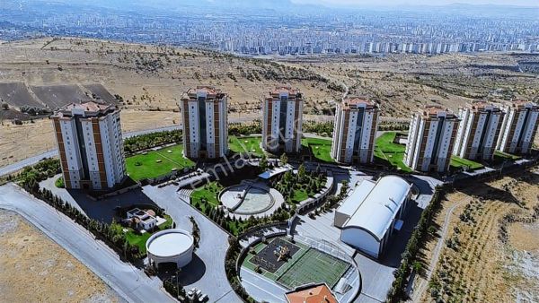 Gülkent Sitesinde Satılık 4+1 Daire