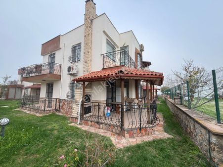 Cb King'den Balıkesir/pamukçu Termal Sit. Eşyalı Satılık Villa