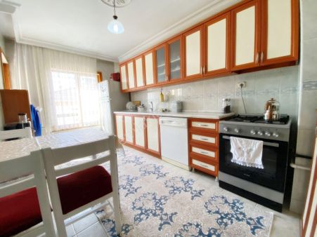 Relax'tan Etlik Merkz De Genç Bina Da 4+1 E.banyo 3.kat Konumlu