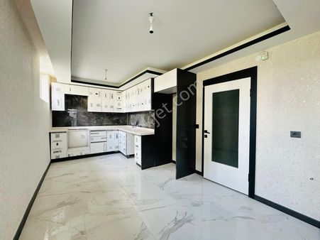 Beşikkaya'da Giriş Kat Konumunda 2+1 Satılık Full Yapılı Sıfır Daire !!