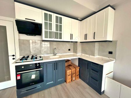 🌀gültaş Emlaktan Akçayda Satılık 2+1 Sıfır Denize 400m Asansörlü Daire