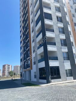 Zümrüt Mahallesinde Satılık 4+1 Satılık Daire