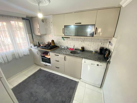 Ekşioğlu Gyd'den Gaziler'de Cadde Üzeri 2+1 100m2 Satılık Daire