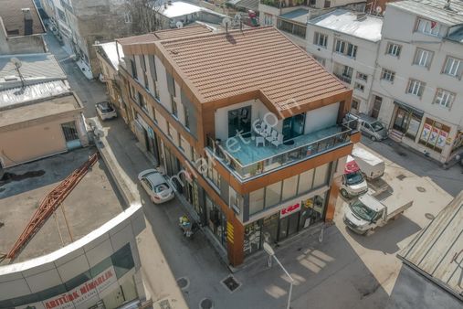 İdenovadan Karaman'da Satılık 2 Katlı 340m² Ofis